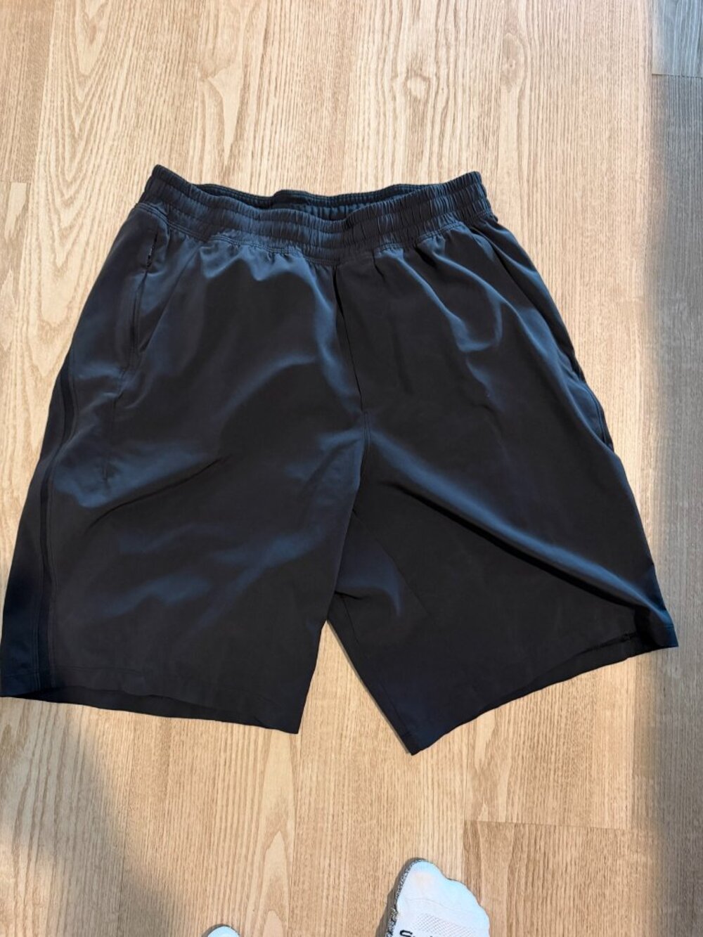 Lululemon Athletic Shorts Black Size M Lined